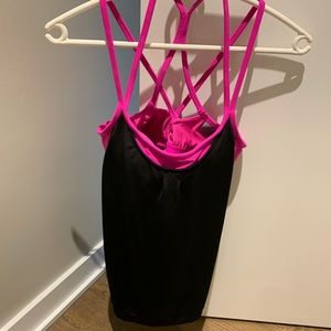 Athleta tank top with built in bra